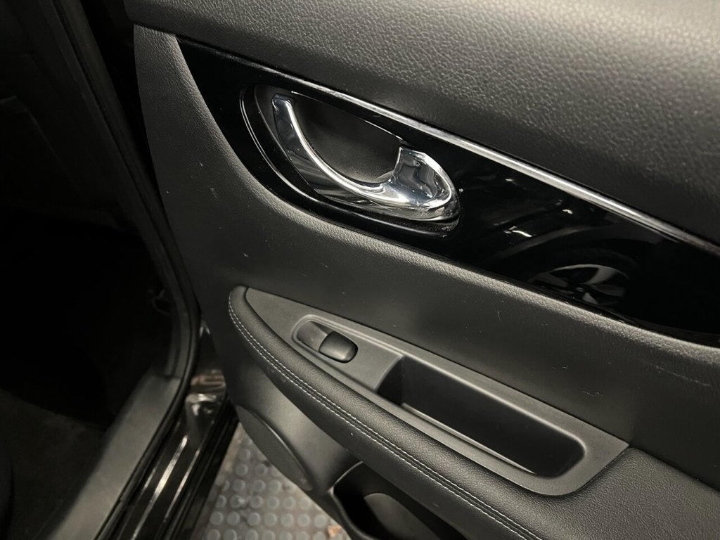 Used Nissan Qashqai 2017 for sale - 76417164: Photo 18