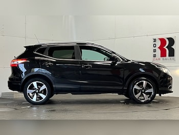 Used Nissan Qashqai 2017 for sale - 76417164: Photo
