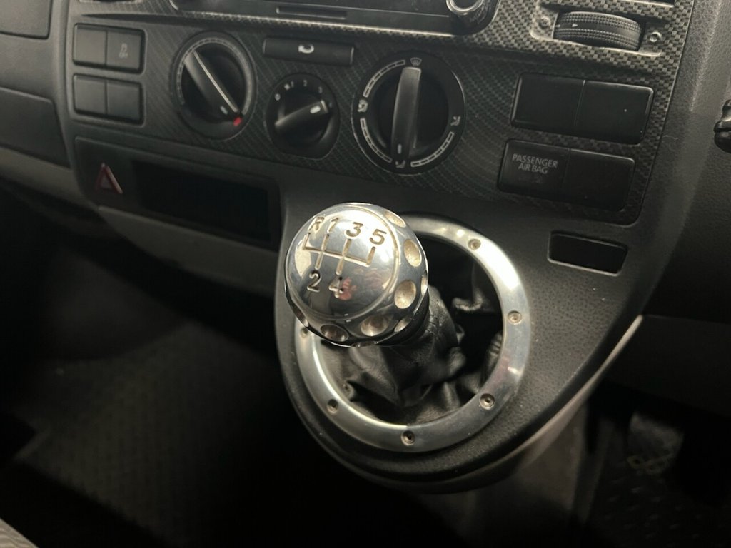 Used Volkswagen Transporter 2013 for sale - 77313537: Photo 22