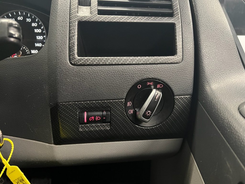 Used Volkswagen Transporter 2013 for sale - 77313537: Photo 24