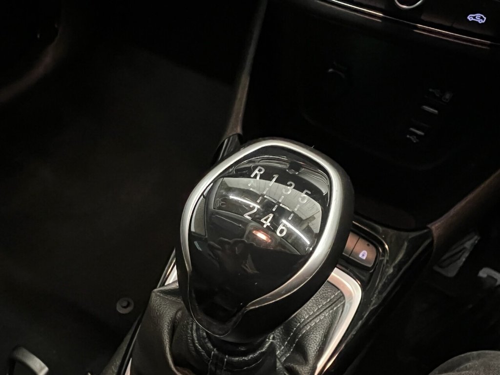 Used Vauxhall Crossland 2022 for sale - 77919780: Photo 26