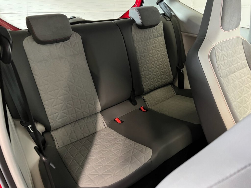 Used Volkswagen up! 2017 for sale - 78016897: Photo 15