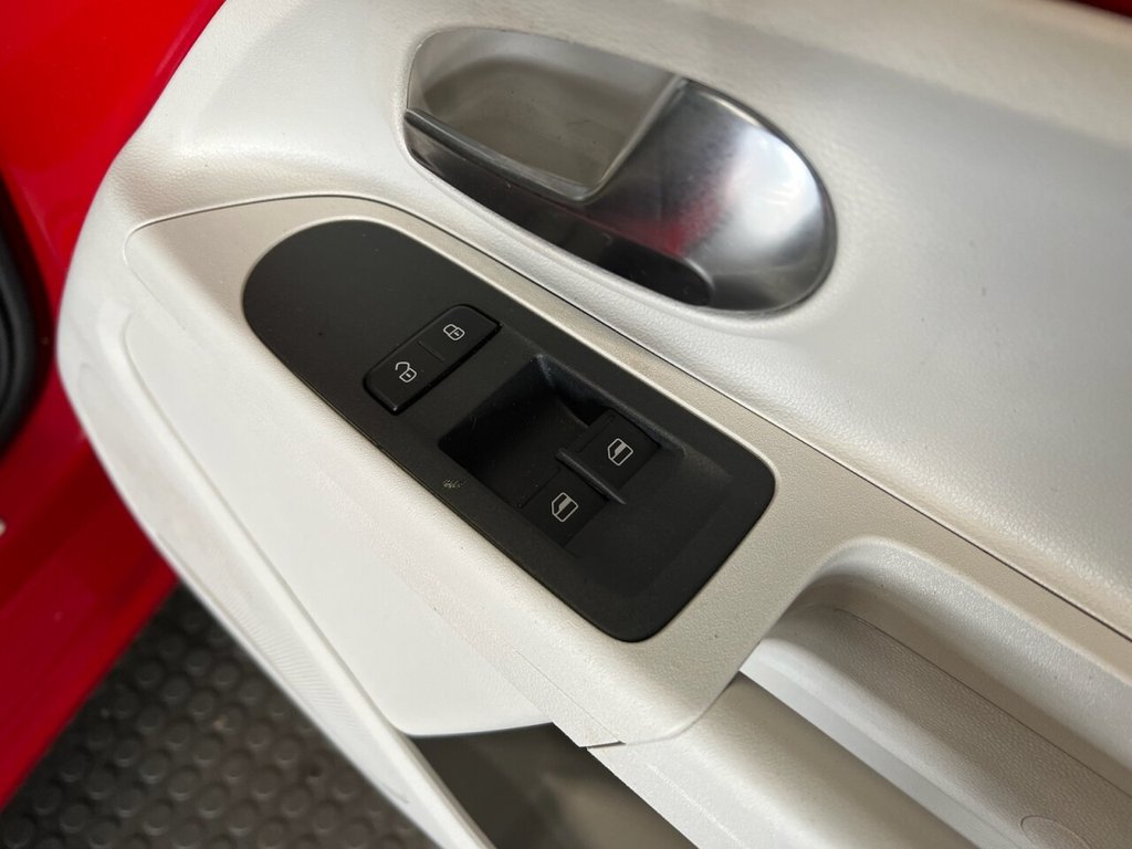 Used Volkswagen up! 2017 for sale - 78016897: Photo 17