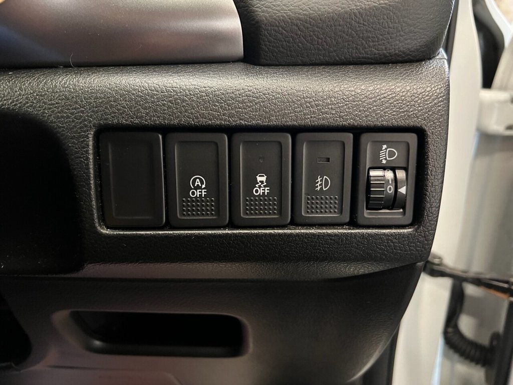 Vehicle 33