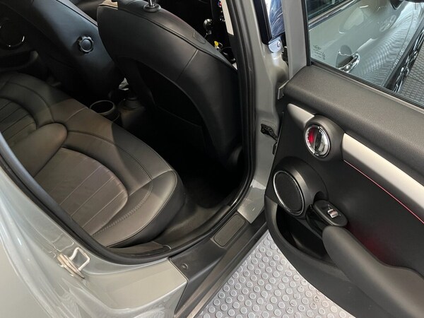 Used MINI Hatch 2019 for sale - 76303484: Photo 15