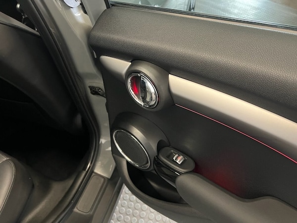 Used MINI Hatch 2019 for sale - 76303484: Photo 18