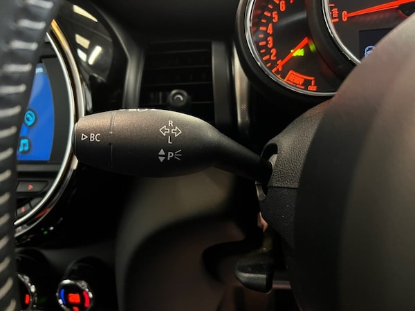 Used MINI Hatch 2019 for sale - 76303484: Photo 30
