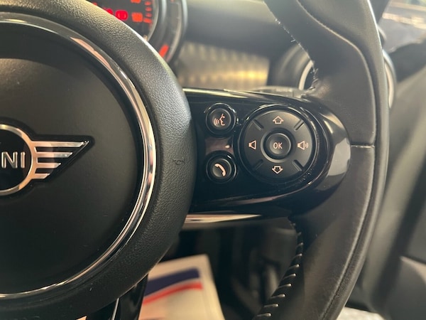 Used MINI Hatch 2019 for sale - 76303484: Photo 33