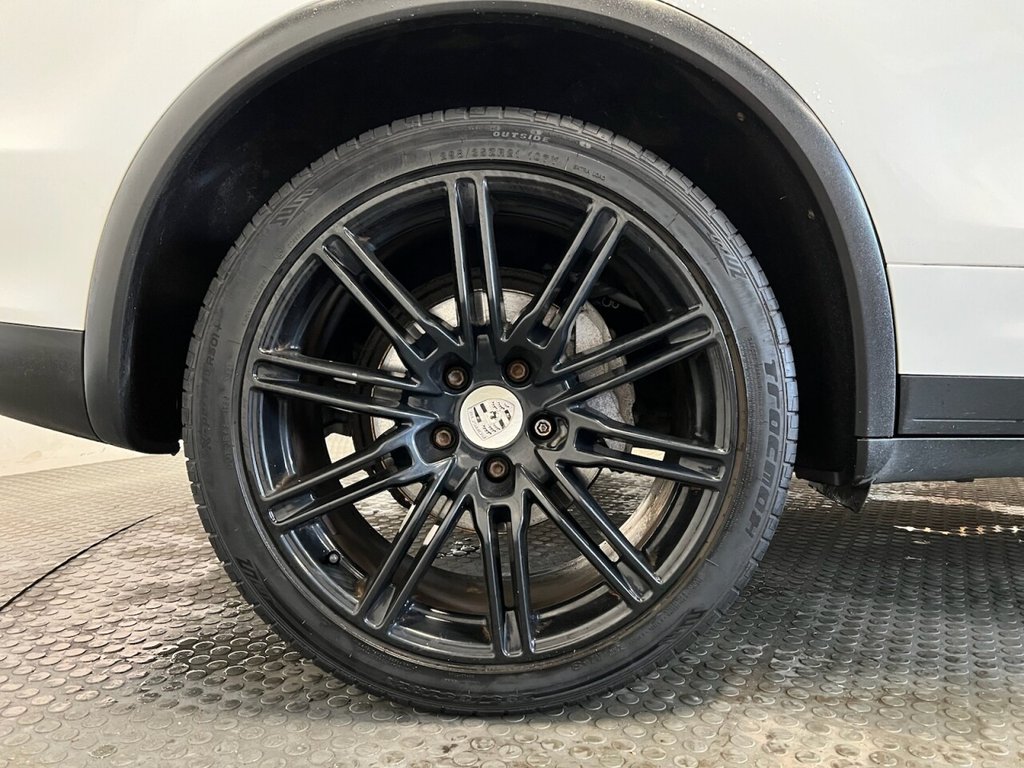 Used Porsche Cayenne 2012 for sale - 77806252: Photo 13