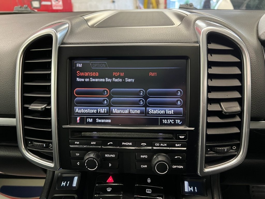 Used Porsche Cayenne 2012 for sale - 77806252: Photo 29