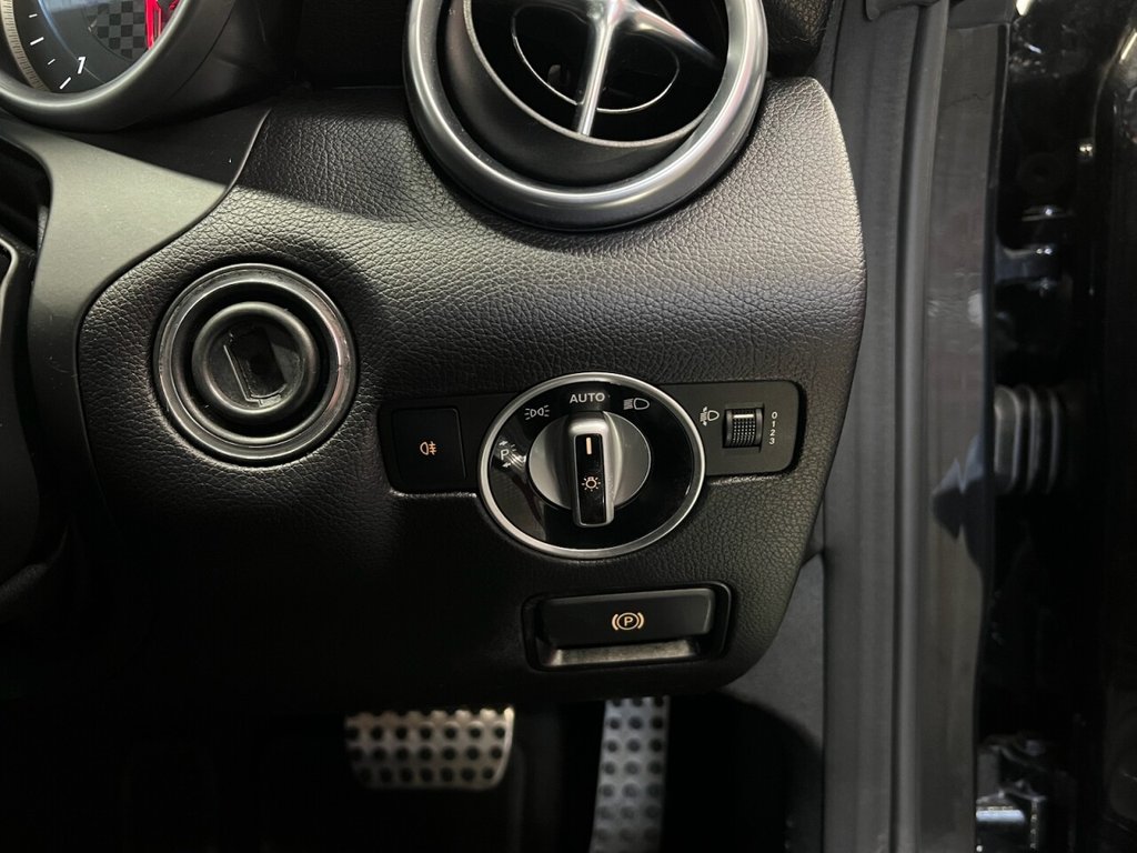 Used Mercedes-Benz SLC 2017 for sale - 77276231: Photo 28