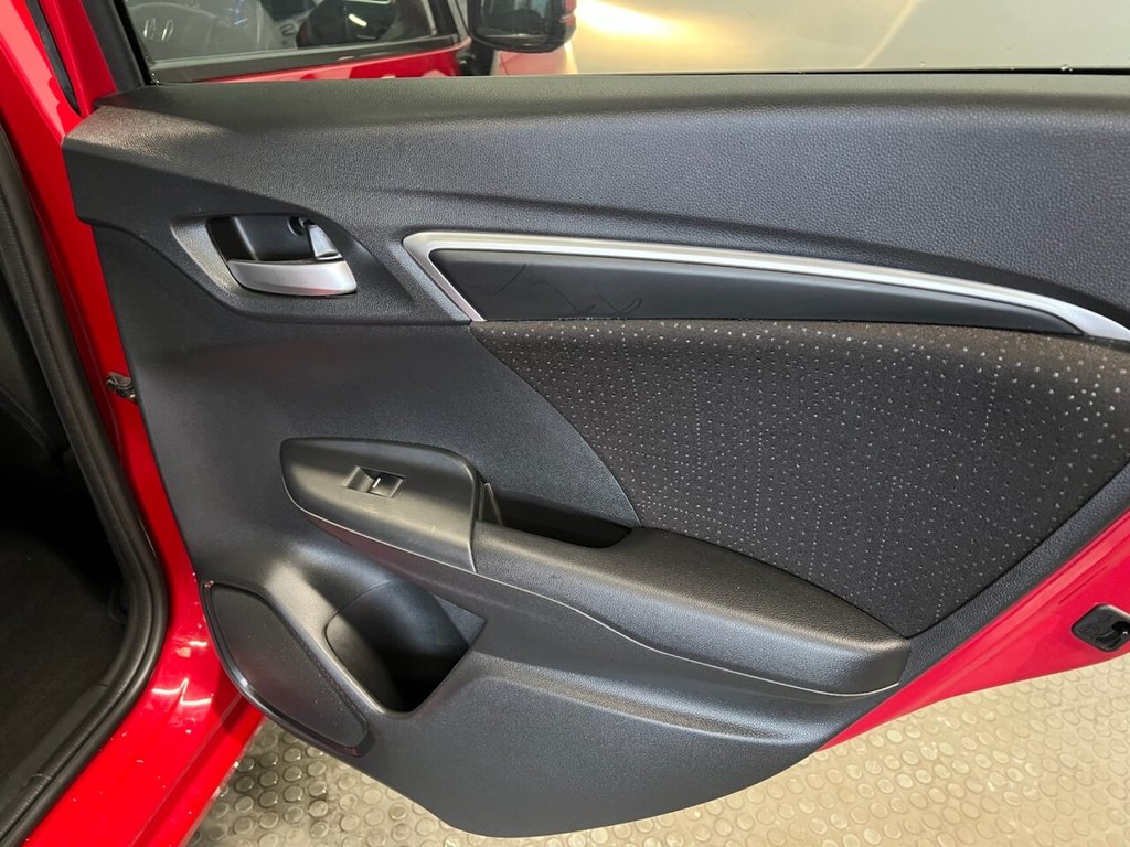 Used Honda Jazz 2016 for sale - 77546744: Photo 15