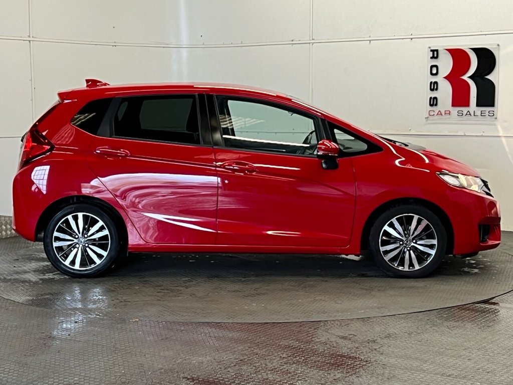 Used Honda Jazz 2016 for sale - 77546744: Photo 2