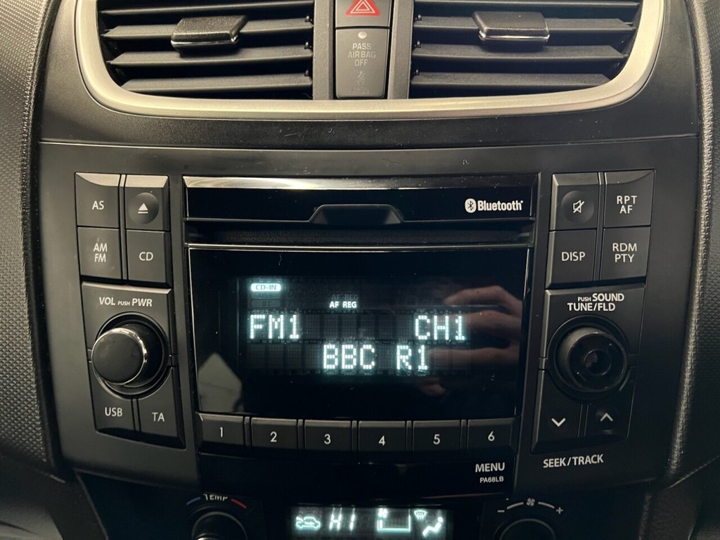 Used Suzuki Swift 2014 for sale - 77287700: Photo 24