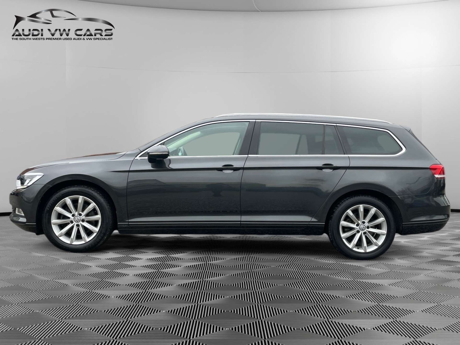 Used Volkswagen Passat 2019 for sale - 77604047: Photo 2