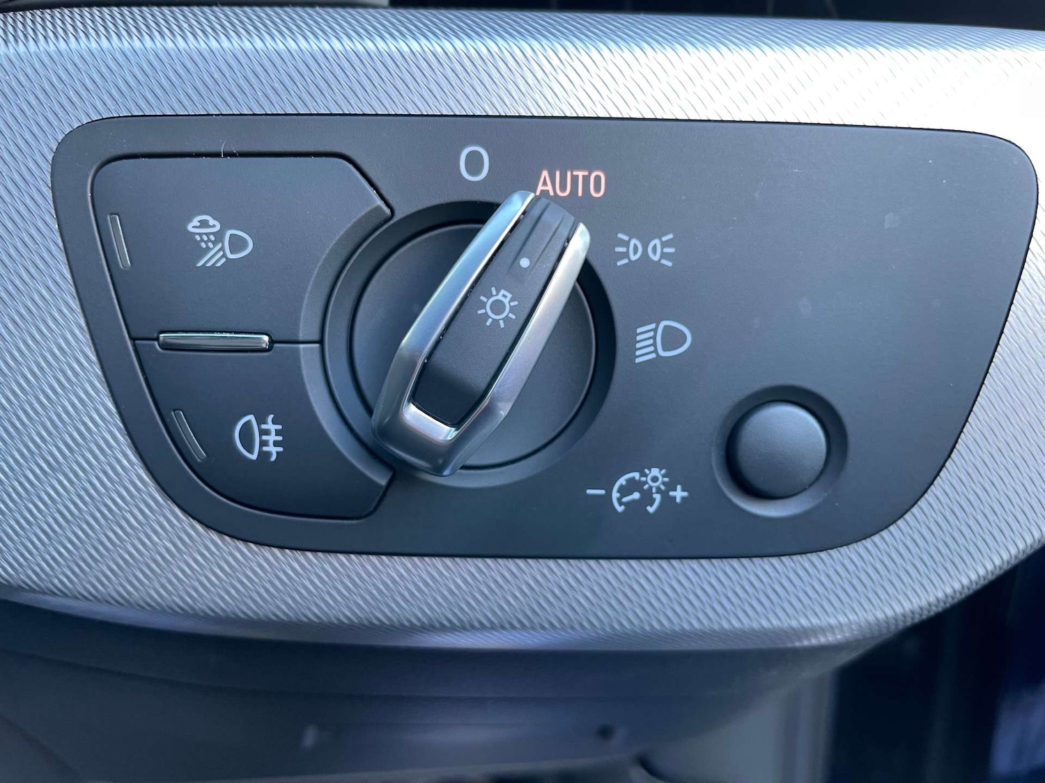 Used Audi A4 2022 for sale - 77621863: Photo 25