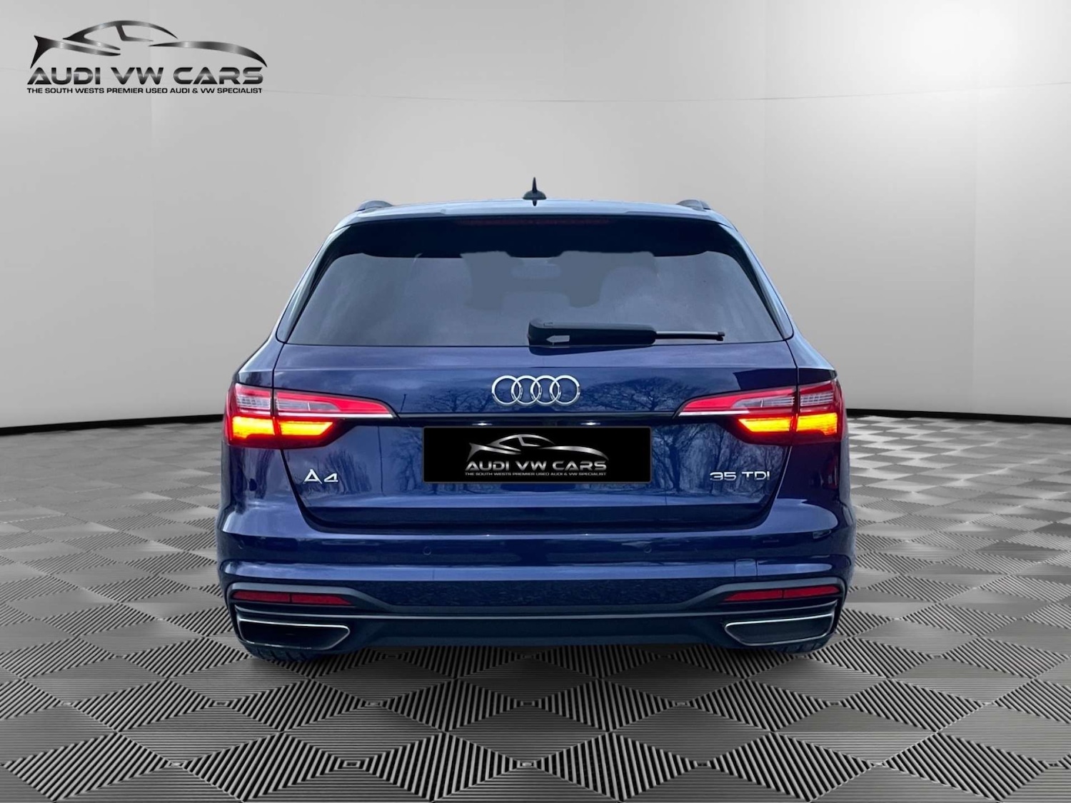 Used Audi A4 2022 for sale - 77621863: Photo 4