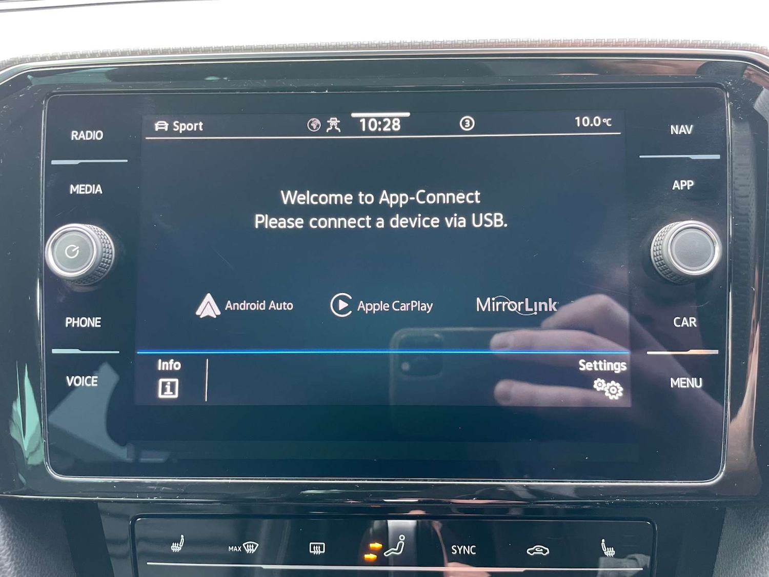 Used Volkswagen Passat 2023 for sale - 77238664: Photo 17