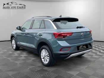 Used Volkswagen T-Roc 2022 for sale - 76836427: Photo
