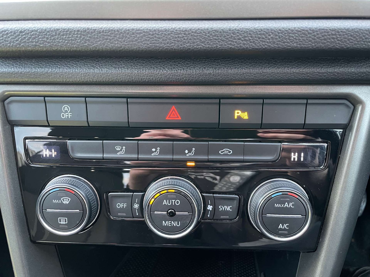 Used Volkswagen T-Roc 2020 for sale - 77047461: Photo 13