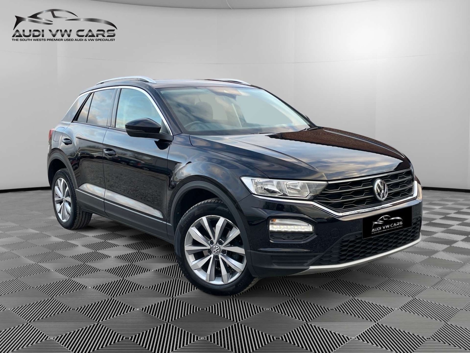 Used Volkswagen T-Roc 2020 for sale - 77047461: Photo 7