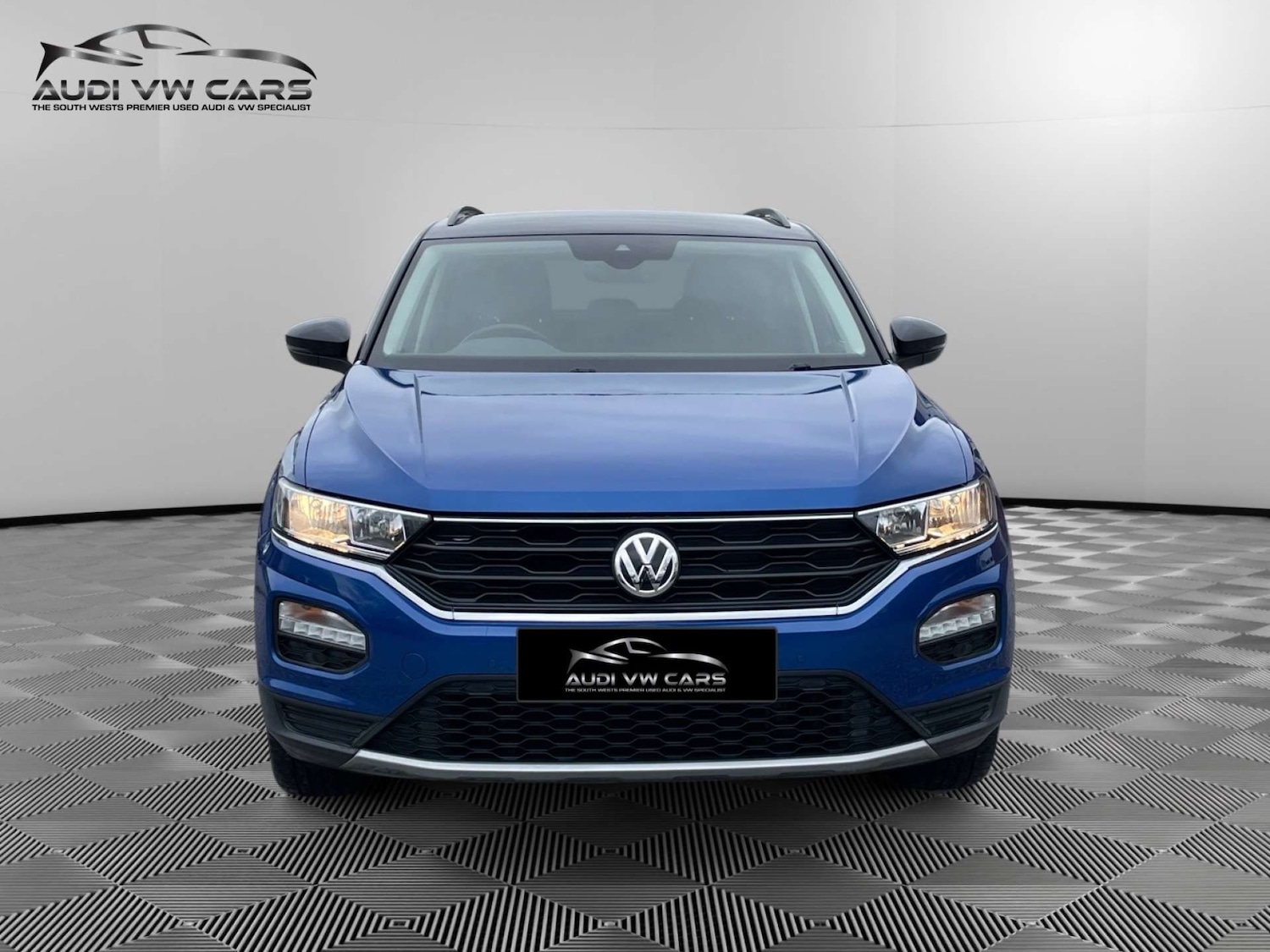 Used Volkswagen T-Roc 2018 for sale - 78041850: Photo 8