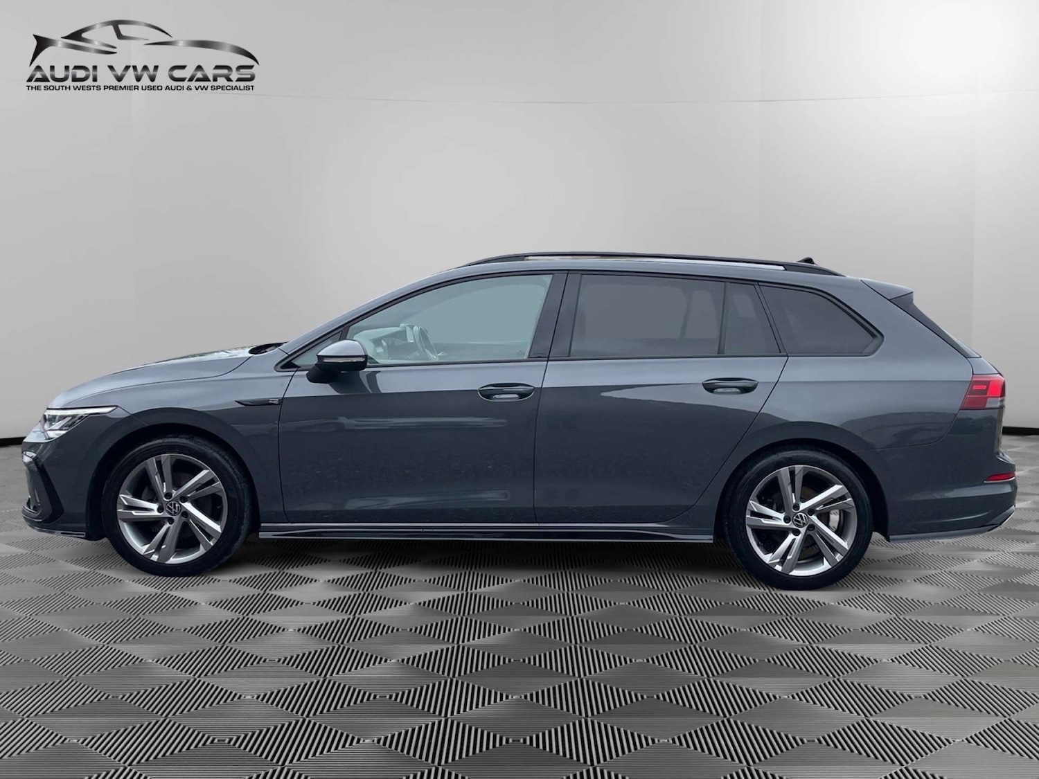 Used Volkswagen Golf 2021 for sale - 76719566: Photo 2