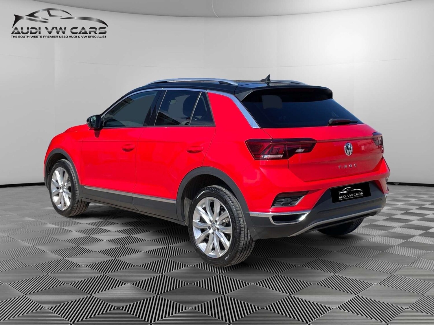 Used Volkswagen T-Roc 2019 for sale - 78211865: Photo 3