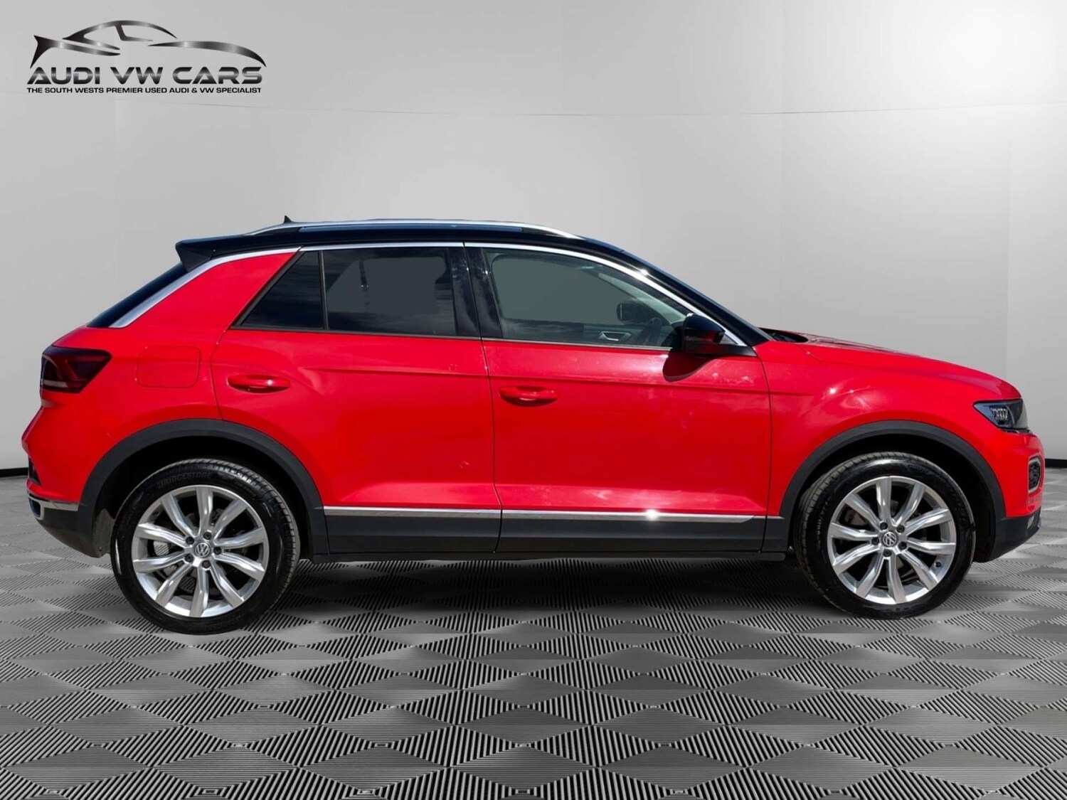 Used Volkswagen T-Roc 2019 for sale - 78211865: Photo 6
