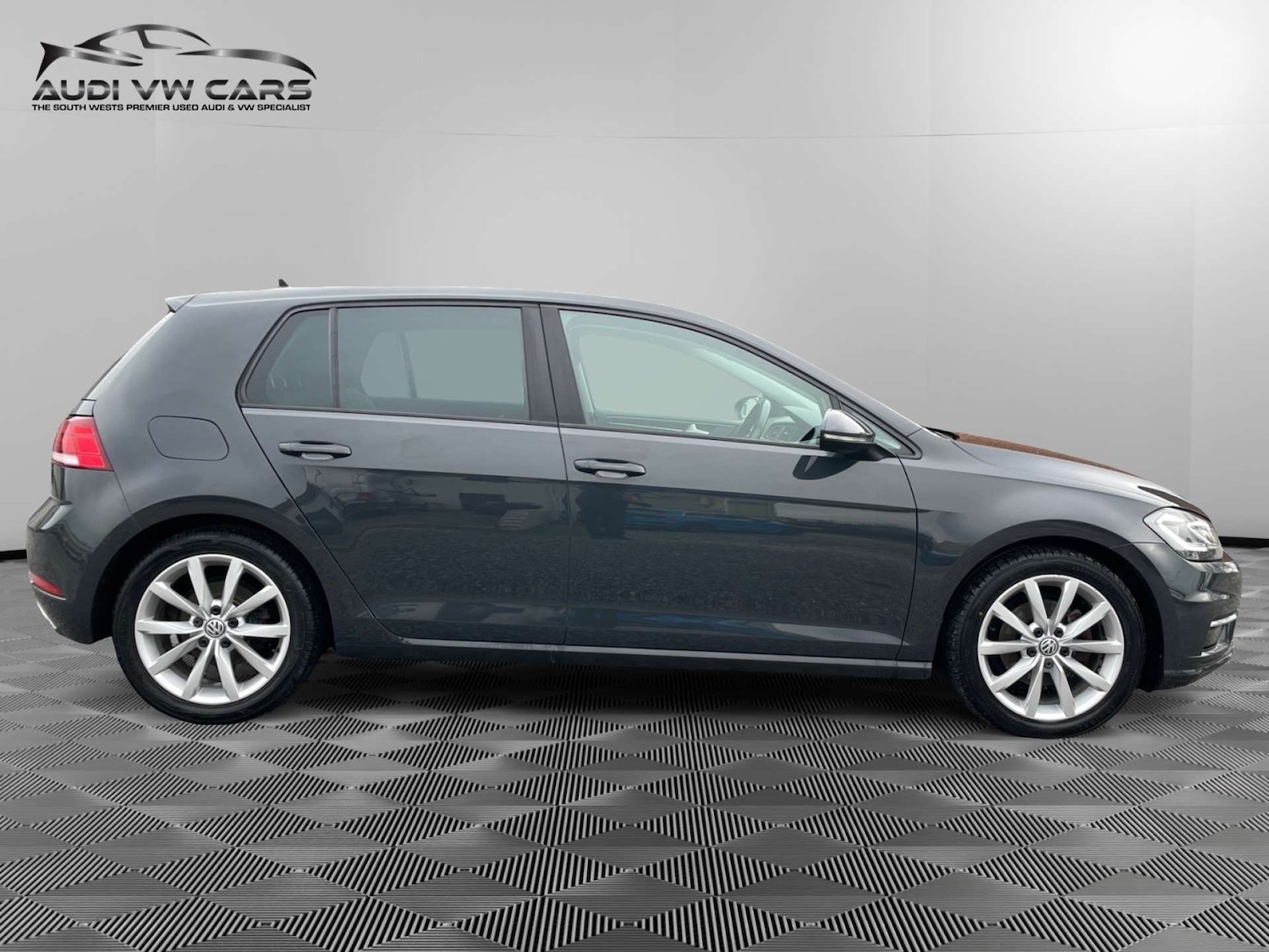 Used Volkswagen Golf 2020 for sale - 76830901: Photo 6