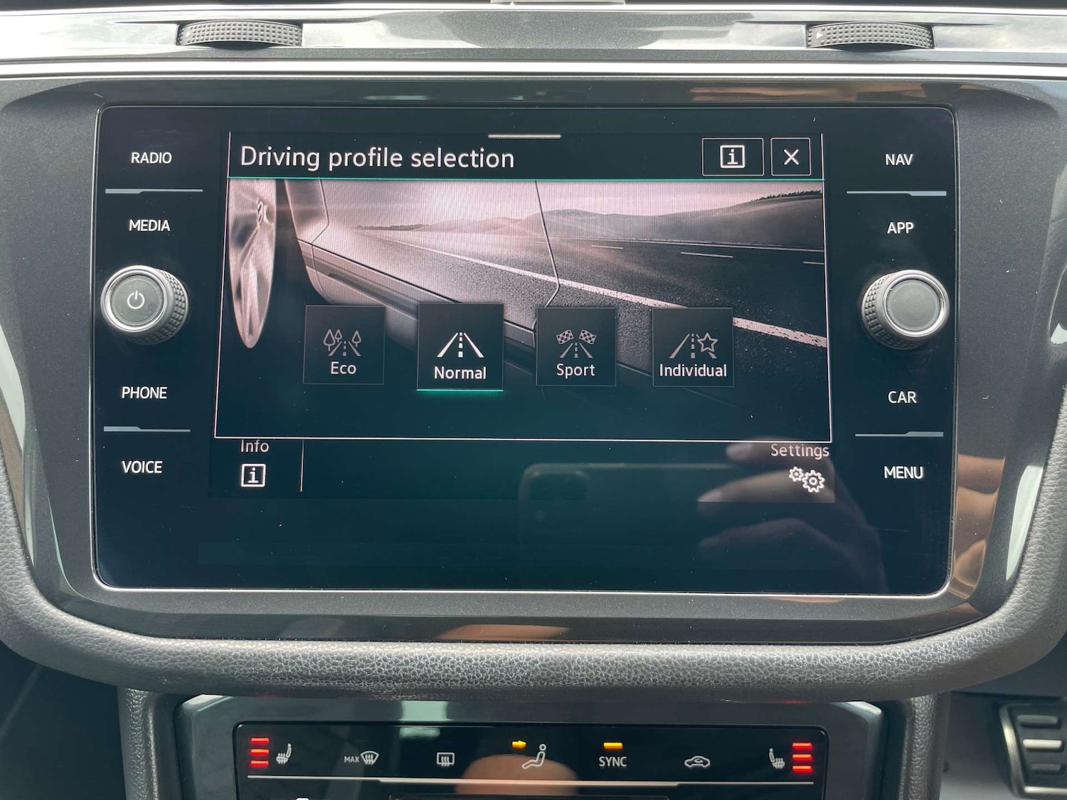 Used Volkswagen Tiguan 2021 for sale - 76719525: Photo 19