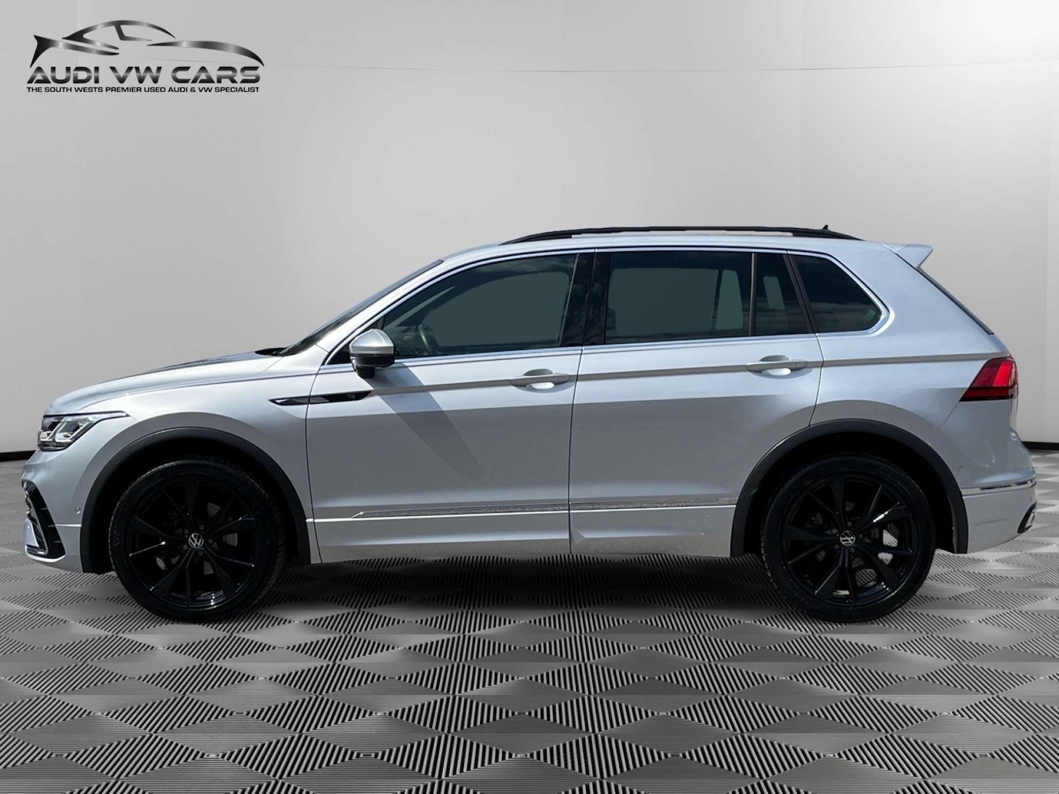 Used Volkswagen Tiguan 2021 for sale - 76719525: Photo 2