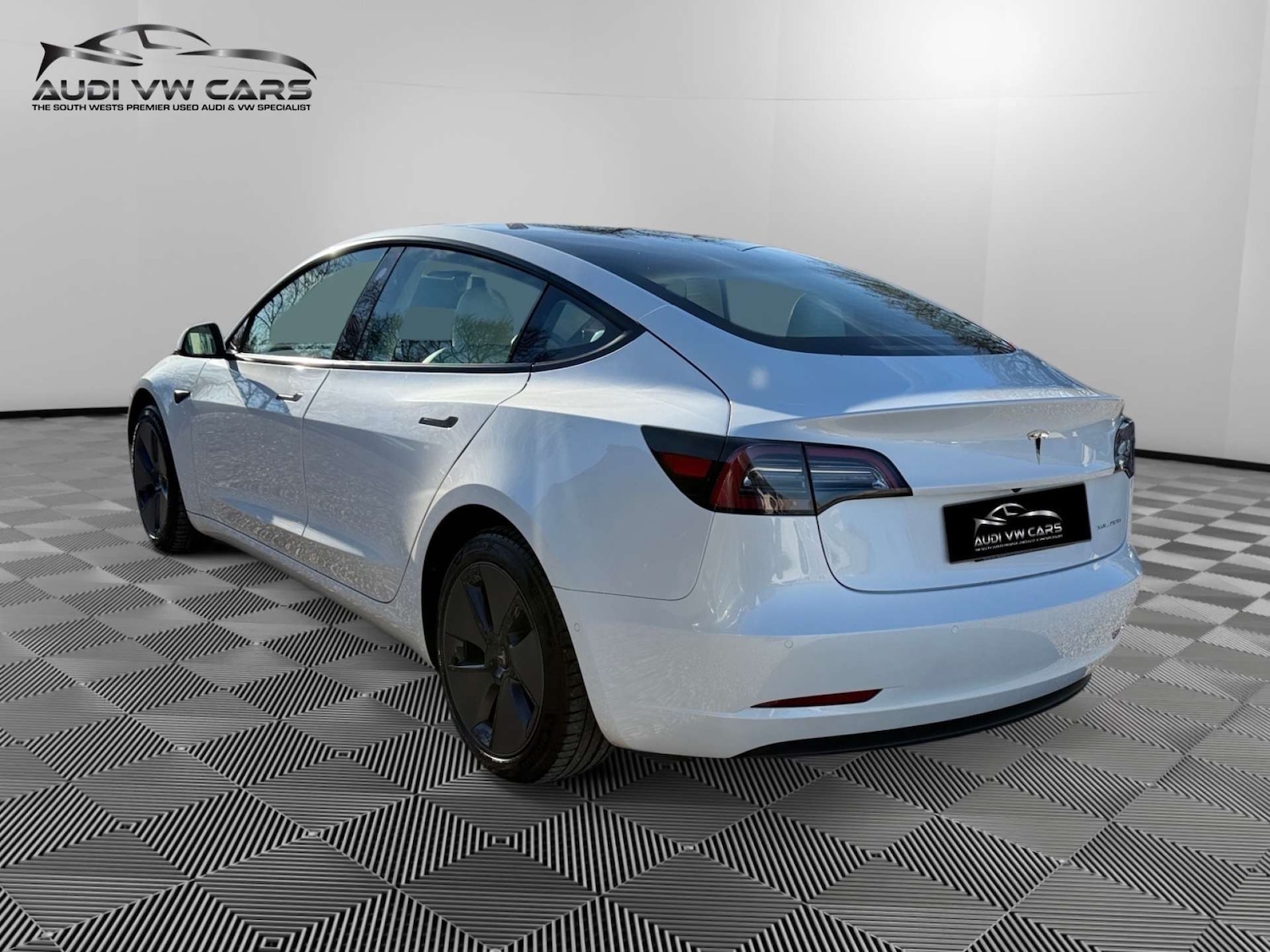Used Tesla Model 3 2021 for sale - 76719578: Photo 3