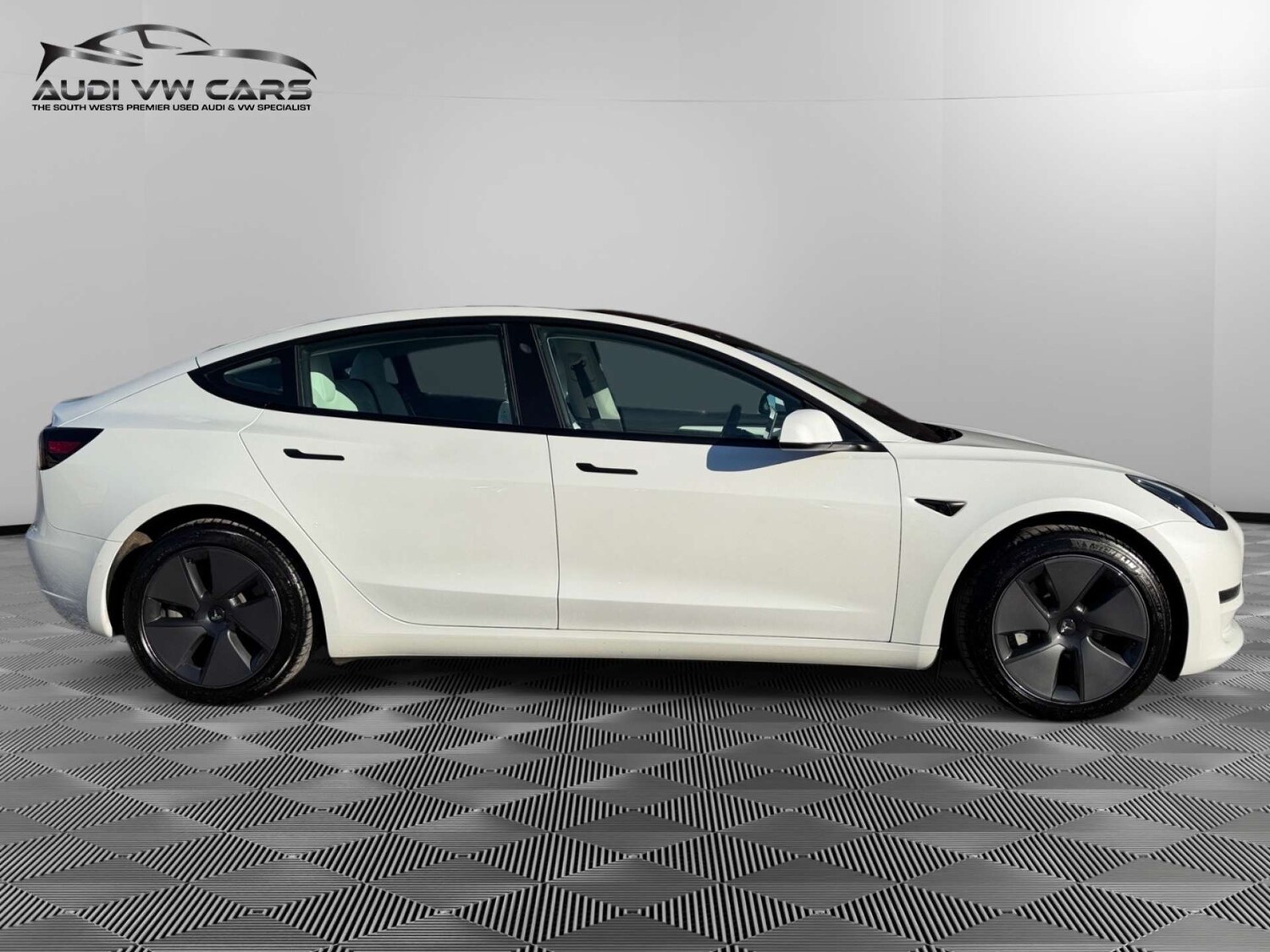 Used Tesla Model 3 2021 for sale - 76719578: Photo 6