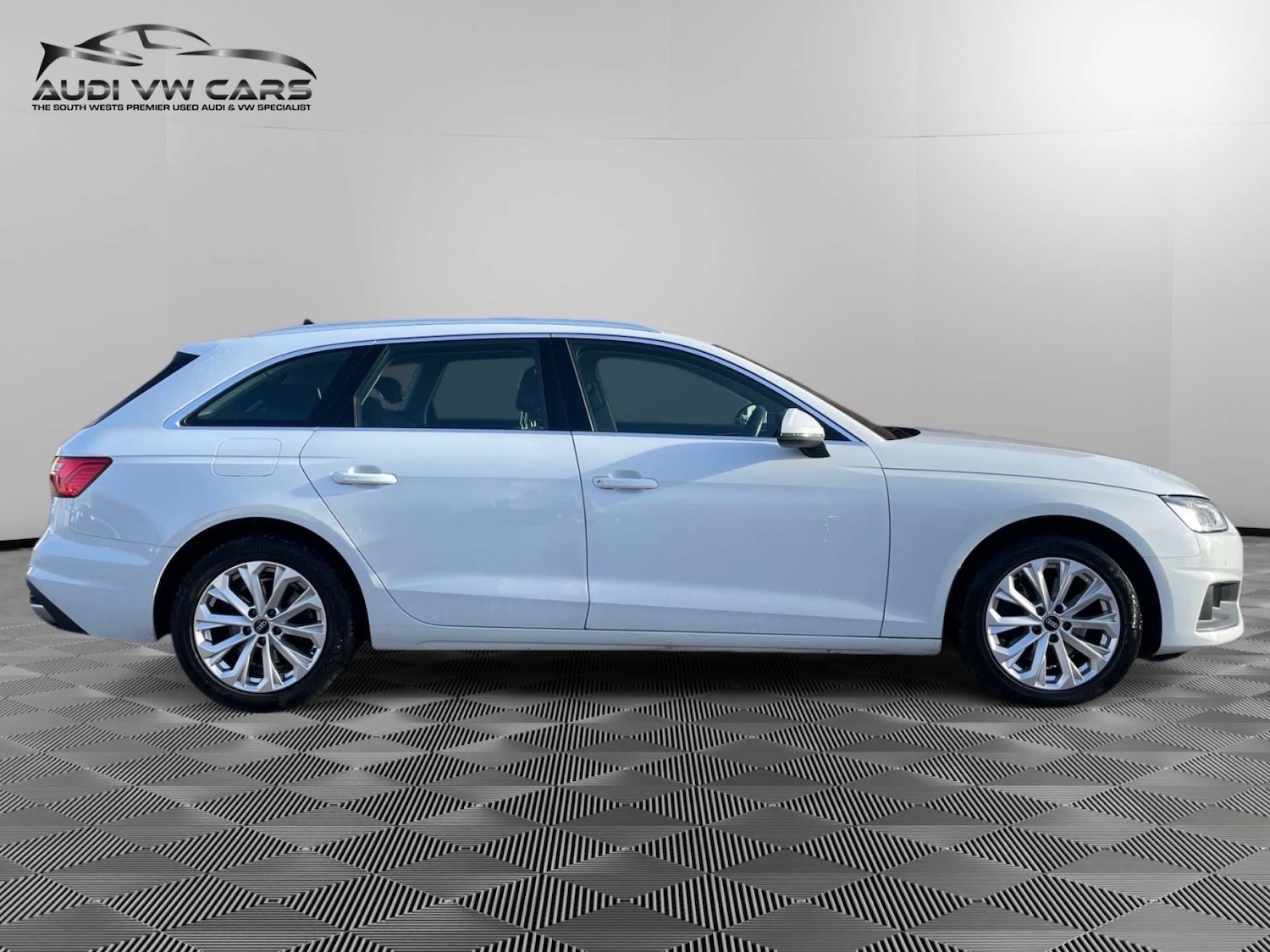 Used Audi A4 2021 for sale - 77137452: Photo 6