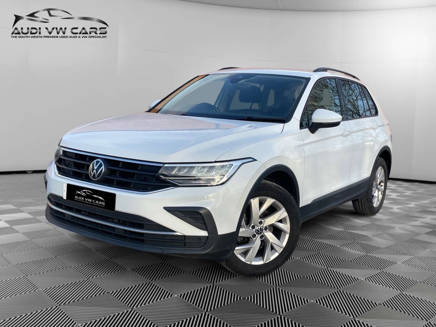 Used Volkswagen Tiguan 2022 for sale - 77667811: Photo 1