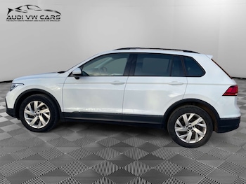 Used Volkswagen Tiguan 2022 for sale - 77667811: Photo