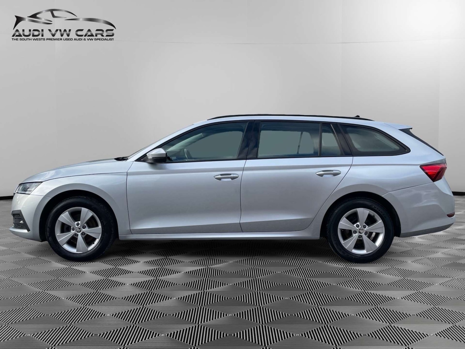Used Skoda Octavia 2021 for sale - 76910558: Photo 2