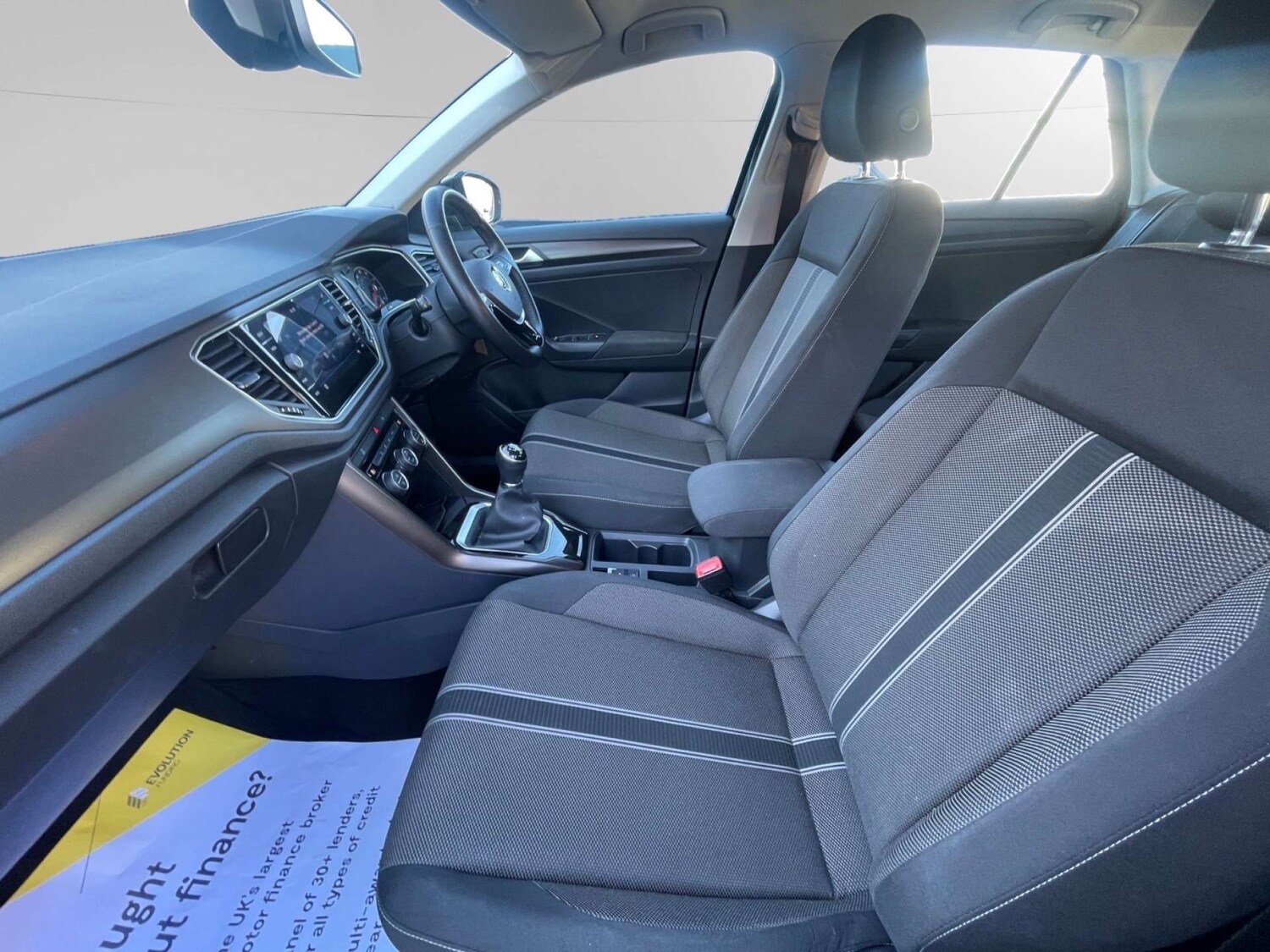 Used Volkswagen T-Roc 2018 for sale - 77937239: Photo 12