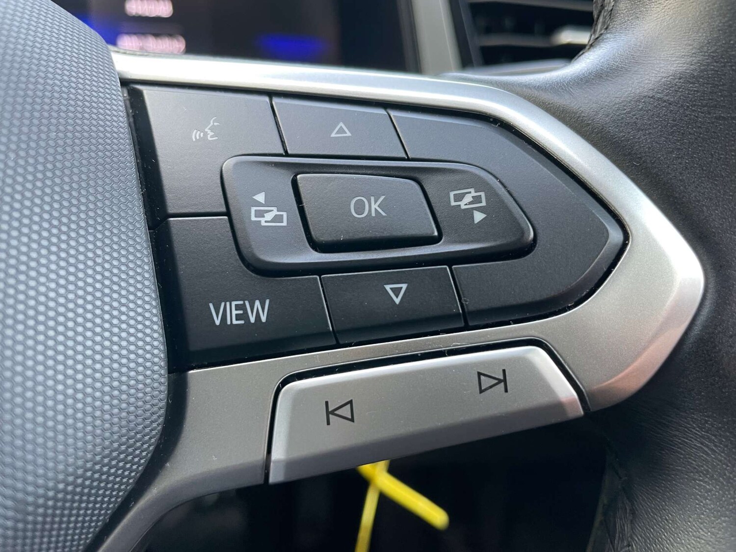 Used Volkswagen T-Roc 2024 for sale - 77398261: Photo 20