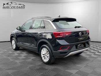 Used Volkswagen T-Roc 2024 for sale - 77398261: Photo