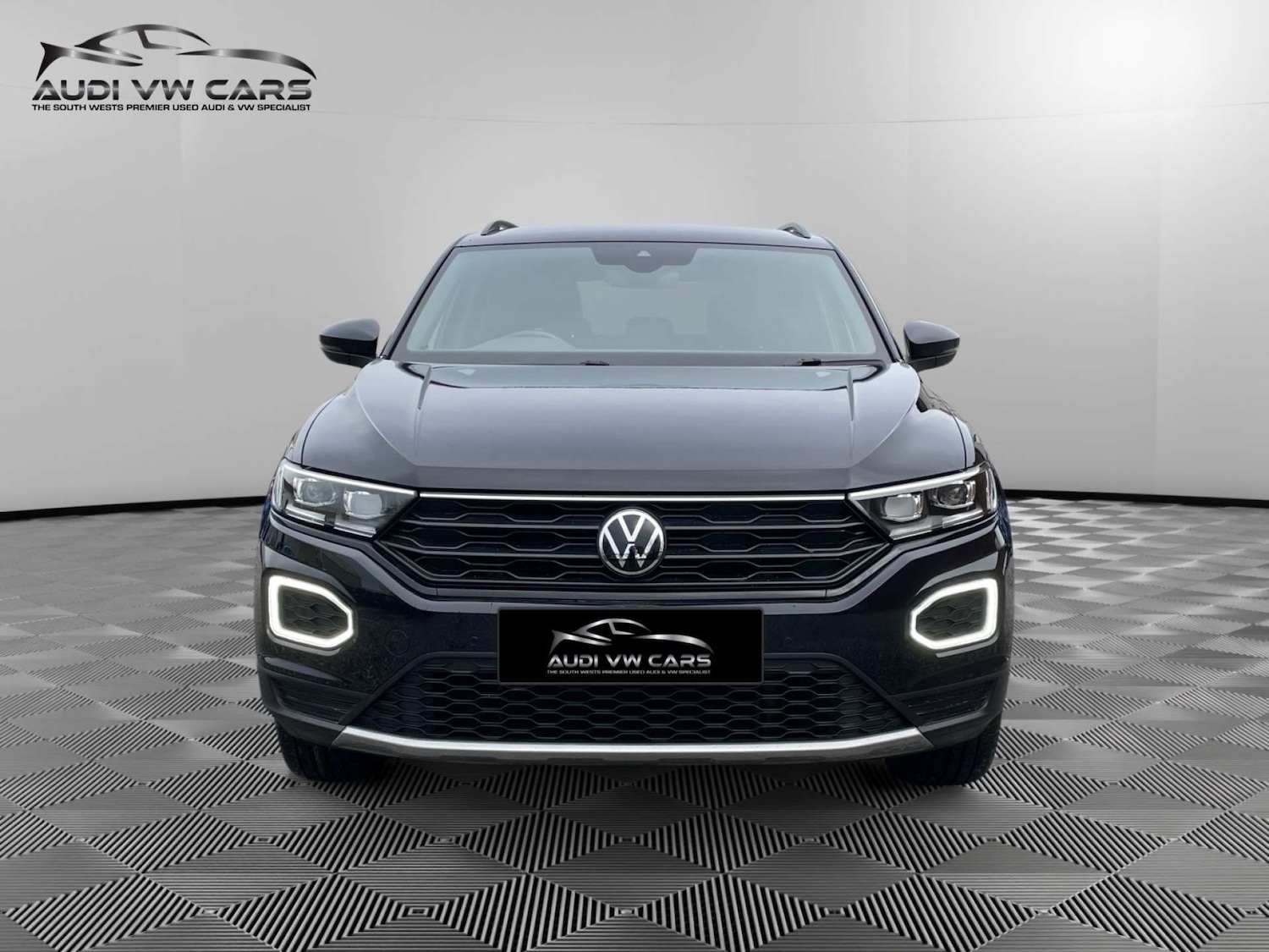Used Volkswagen T-Roc 2021 for sale - 76829788: Photo 8
