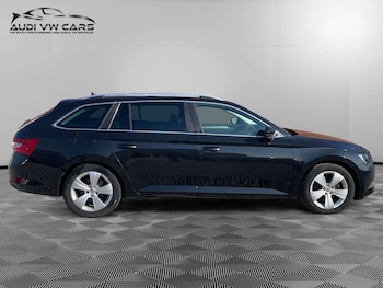 Used Skoda Superb 2015 for sale - 77902949: Photo