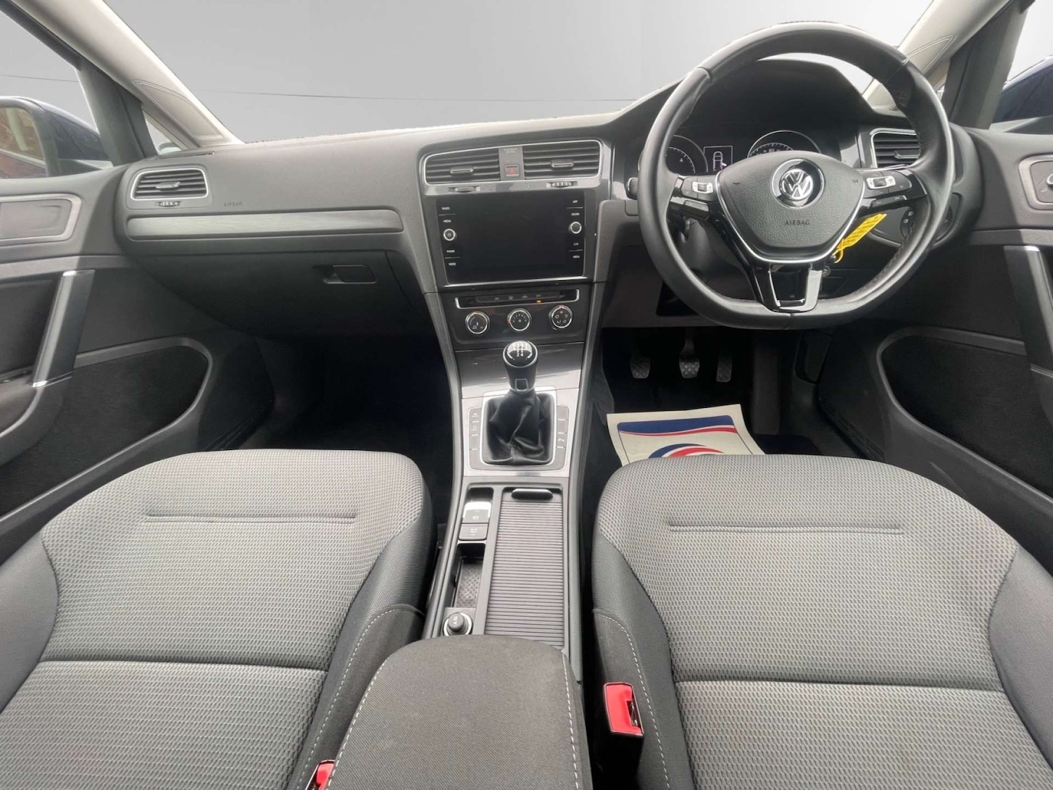 Used Volkswagen Golf 2017 for sale - 78098907: Photo 11