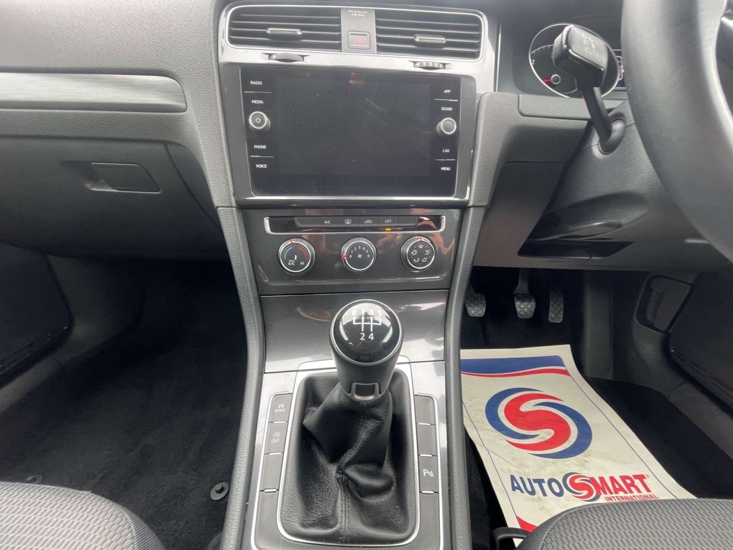 Used Volkswagen Golf 2017 for sale - 78098907: Photo 12