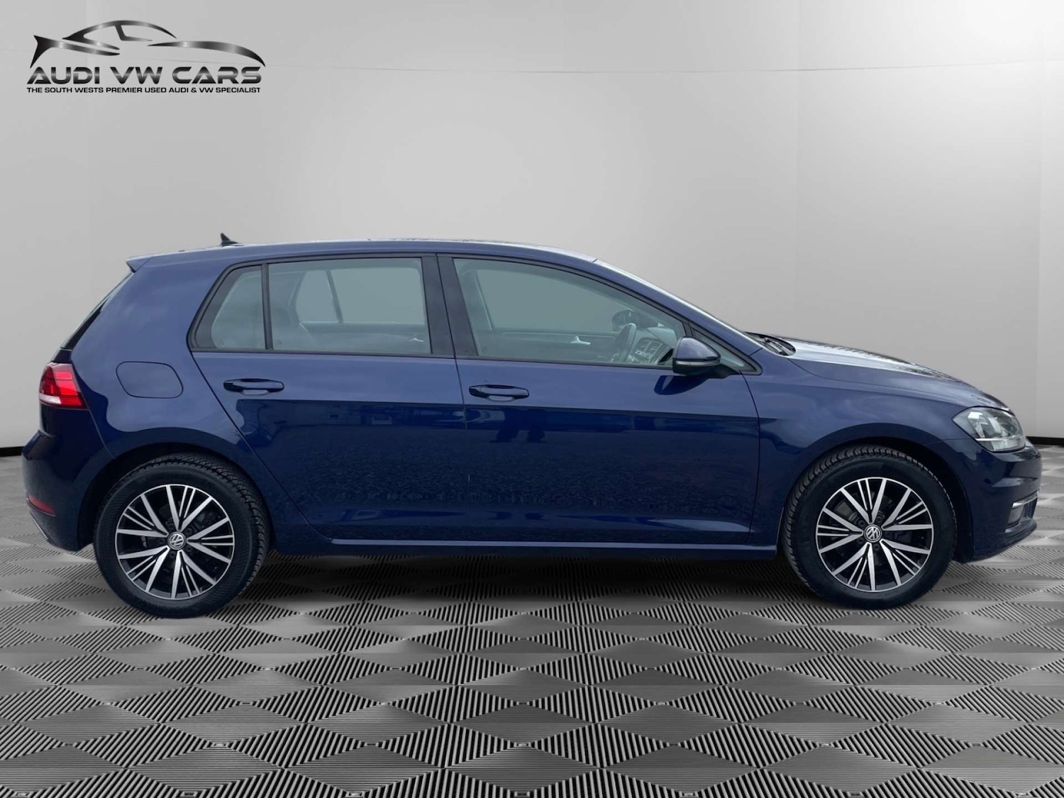 Used Volkswagen Golf 2017 for sale - 78098907: Photo 6