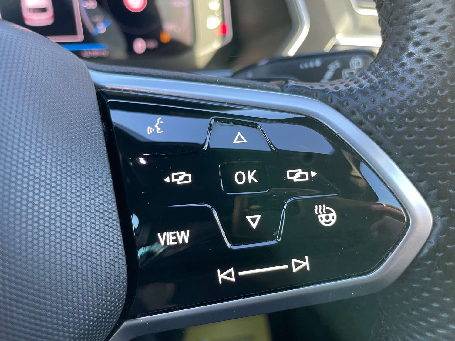 Used Volkswagen Tiguan 2020 for sale - 76719569: Photo 23