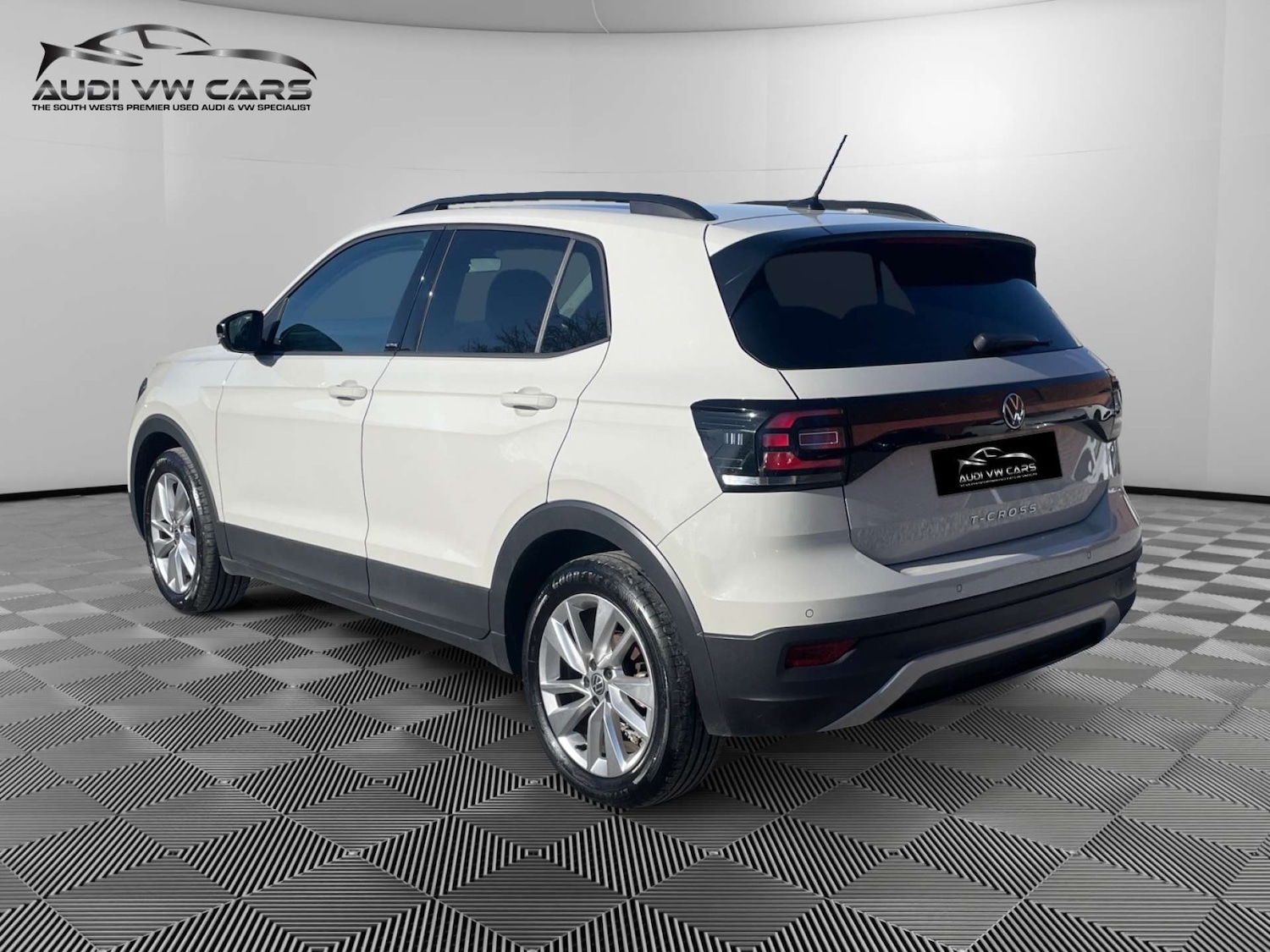 Used Volkswagen T-Cross 2022 for sale - 77729033: Photo 4