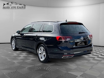 Used Volkswagen Passat 2021 for sale - 76719530: Photo