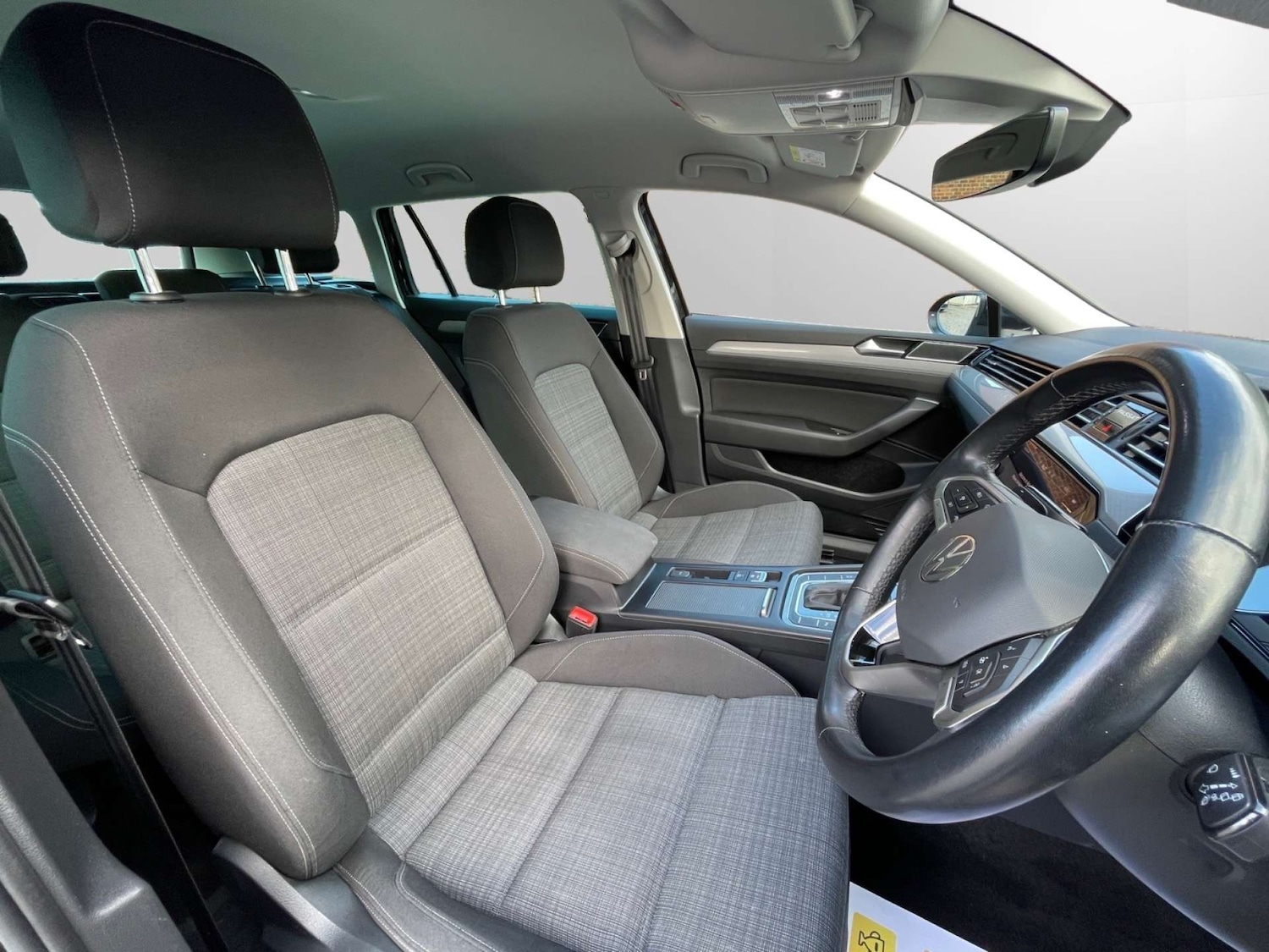 Used Volkswagen Passat 2021 for sale - 76719530: Photo 9